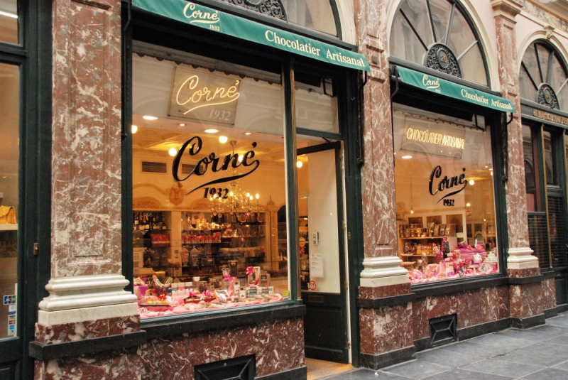 boutique-GRIMAUD-min_chocolate_chocolaterie_shop_luxury_chic_gallery_brussels_belgium-558146